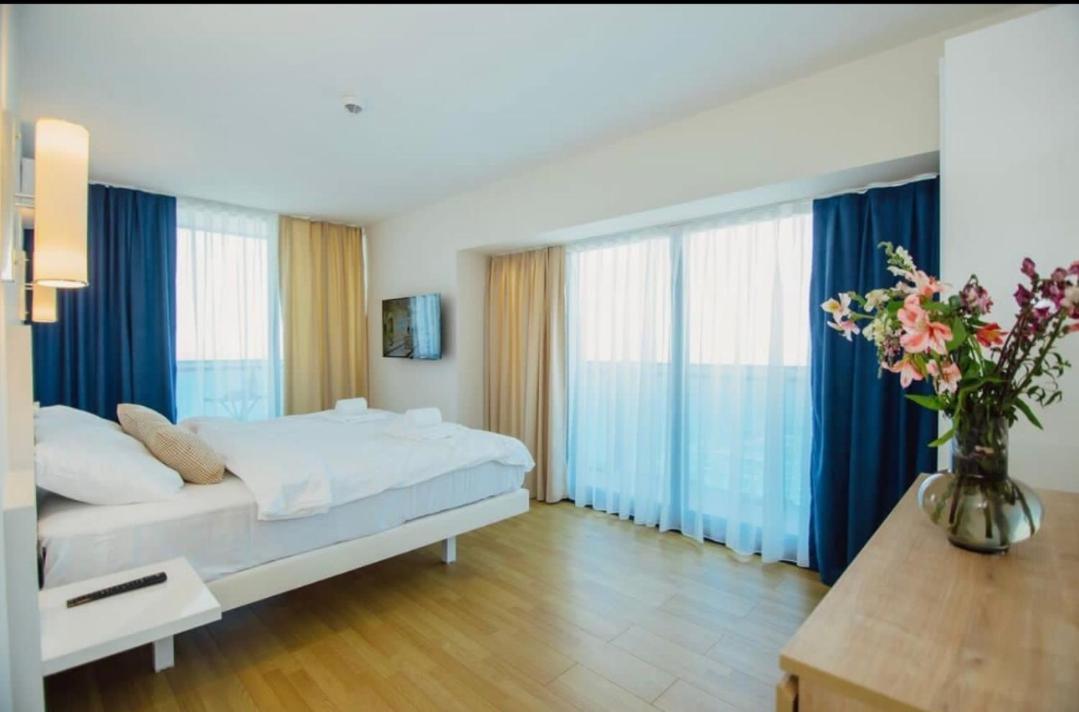 Lamar Hotel Batumi Bilik gambar