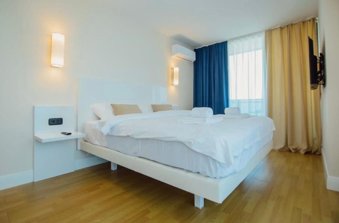 Lamar Hotel Batumi Bilik gambar